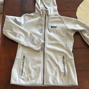 Patagonia lightweight jacket